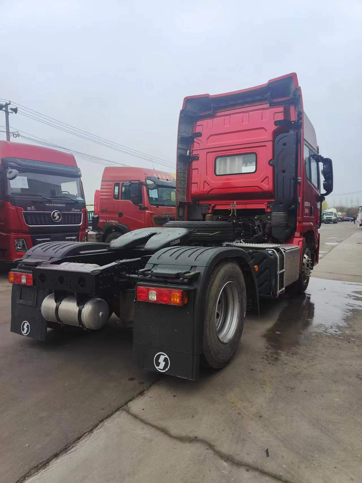 SINOTRUK Delong X5000 4X2 Truck Unit Automatic Transmission - Tractor unit: picture 5 SINOTRUK Delong X5000 4X2 Truck Unit Automatic Transmission - Tractor unit: picture 5