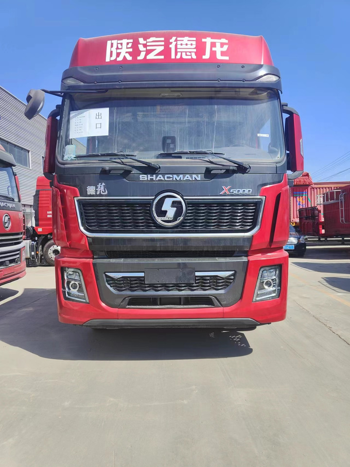SINOTRUK Delong X5000 6X4 Automatic Tractor - Tractor unit: picture 2 SINOTRUK Delong X5000 6X4 Automatic Tractor - Tractor unit: picture 2