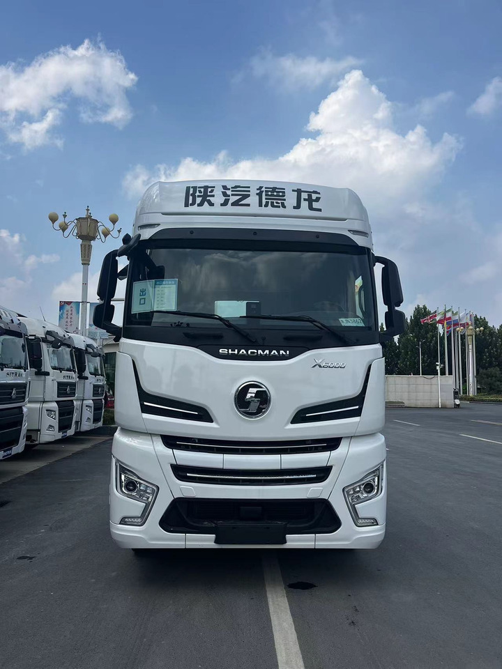 SINOTRUK Delong X6000 Tractor Unit 4X2 Automatic Transmission - Tractor unit: picture 2 SINOTRUK Delong X6000 Tractor Unit 4X2 Automatic Transmission - Tractor unit: picture 2