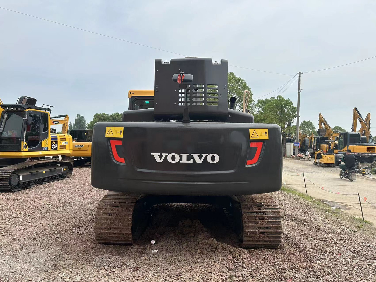 VOLVO Excavator EC240D Cilck for Discount - Crawler excavator: picture 5 VOLVO Excavator EC240D Cilck for Discount - Crawler excavator: picture 5