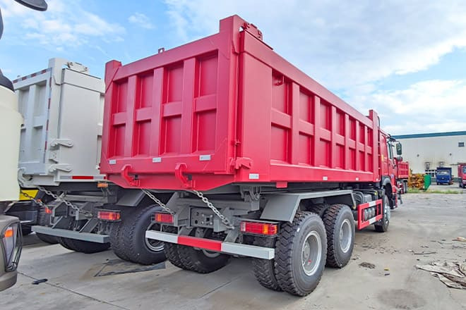 SINOTRUK New Sinotruk Howo 340 Tipper Trucks for Sale in Mali - Tipper: picture 3 SINOTRUK New Sinotruk Howo 340 Tipper Trucks for Sale in Mali - Tipper: picture 3