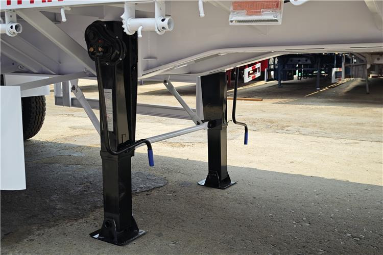 TITAN 4 Axle Livestock Truck Trailer for Sale In Guam - Livestock semi-trailer: picture 4 TITAN 4 Axle Livestock Truck Trailer for Sale In Guam - Livestock semi-trailer: picture 4