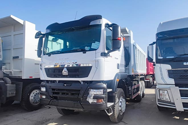 TITAN Howo 6x4 10 Wheel Tipper Truck for Sale in Zambia - Tipper: picture 2 TITAN Howo 6x4 10 Wheel Tipper Truck for Sale in Zambia - Tipper: picture 2