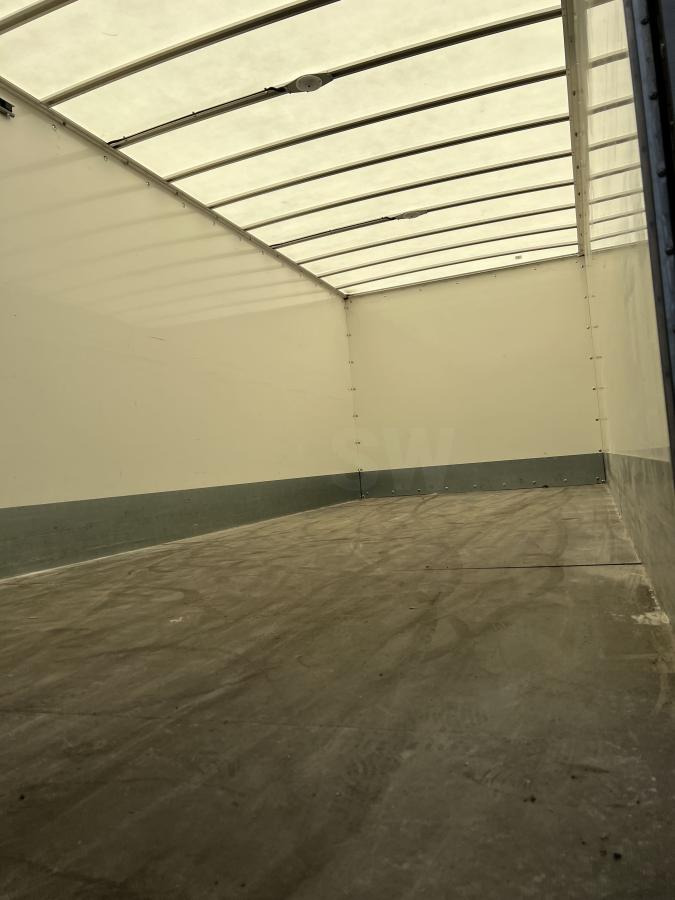 MAN TGS 18.360 - Box truck: picture 3 MAN TGS 18.360 - Box truck: picture 3