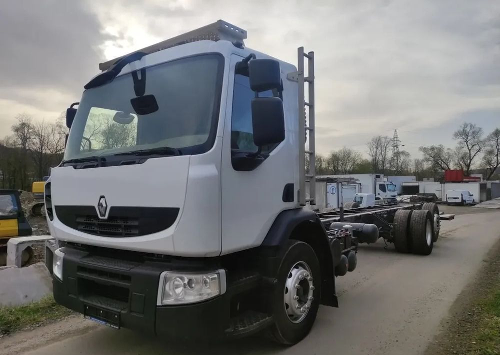 Renault Premium 26.380 Dxi 6x2 rama do zabudowy - Cab chassis truck: picture 2 Renault Premium 26.380 Dxi 6x2 rama do zabudowy - Cab chassis truck: picture 2