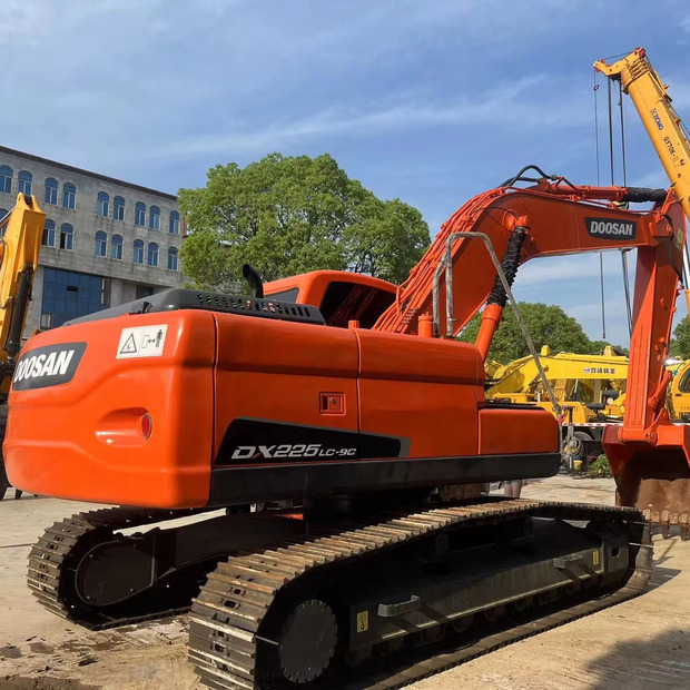 2023 Doosan DH225-9 - Crawler excavator: picture 1 2023 Doosan DH225-9 - Crawler excavator: picture 1