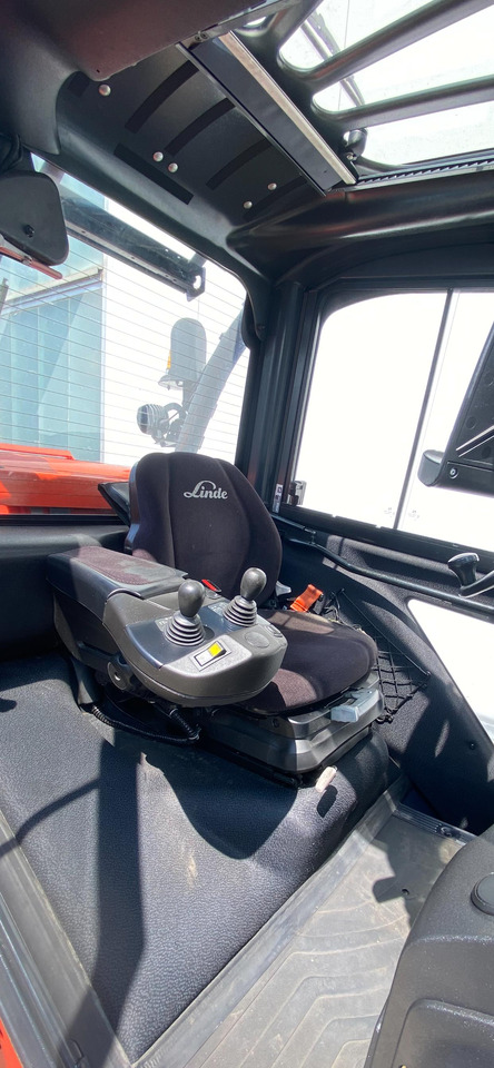 Leasing of Linde Linde H 25 T - 6-372 h - Seitenschieber - Linde Linde H 25 T - 6-372 h - Seitenschieber -: picture 10