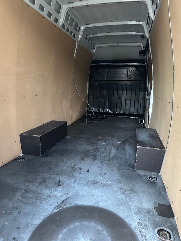 Iveco Daily 35S14 HiMatic LED H4H3 Navi Kamera - Panel van: picture 5 Iveco Daily 35S14 HiMatic LED H4H3 Navi Kamera - Panel van: picture 5