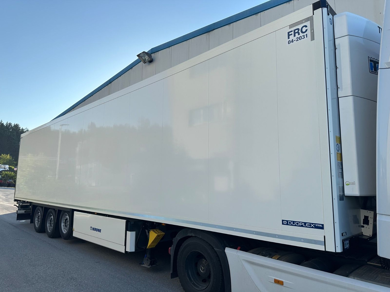 Krone SD 27 TK SLX300 Doppelstock/Blumenbreit 2,7m - Refrigerator semi-trailer: picture 2 Krone SD 27 TK SLX300 Doppelstock/Blumenbreit 2,7m - Refrigerator semi-trailer: picture 2