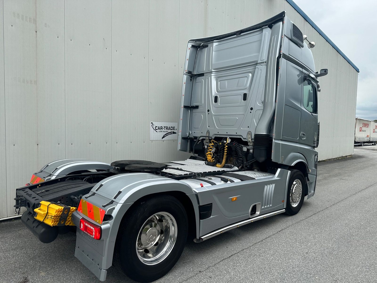 Mercedes-Benz 1963 Edition I 1of400 Vollausstattung - Tractor unit: picture 3 Mercedes-Benz 1963 Edition I 1of400 Vollausstattung - Tractor unit: picture 3