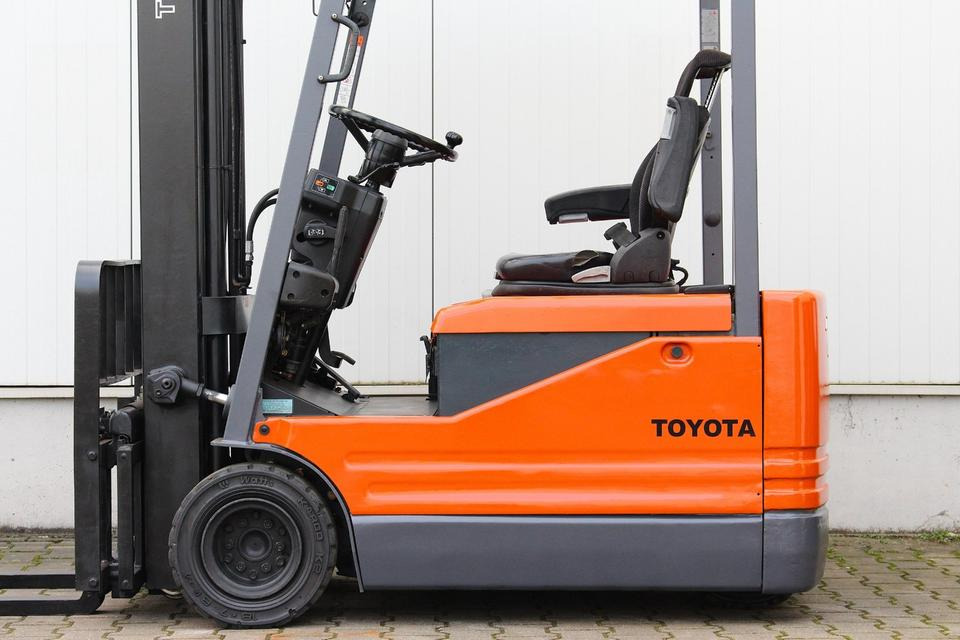 TOYOTA 5FBE15 - 1400kg - 4,5m UVV NEU - Electric forklift: picture 5 TOYOTA 5FBE15 - 1400kg - 4,5m UVV NEU - Electric forklift: picture 5