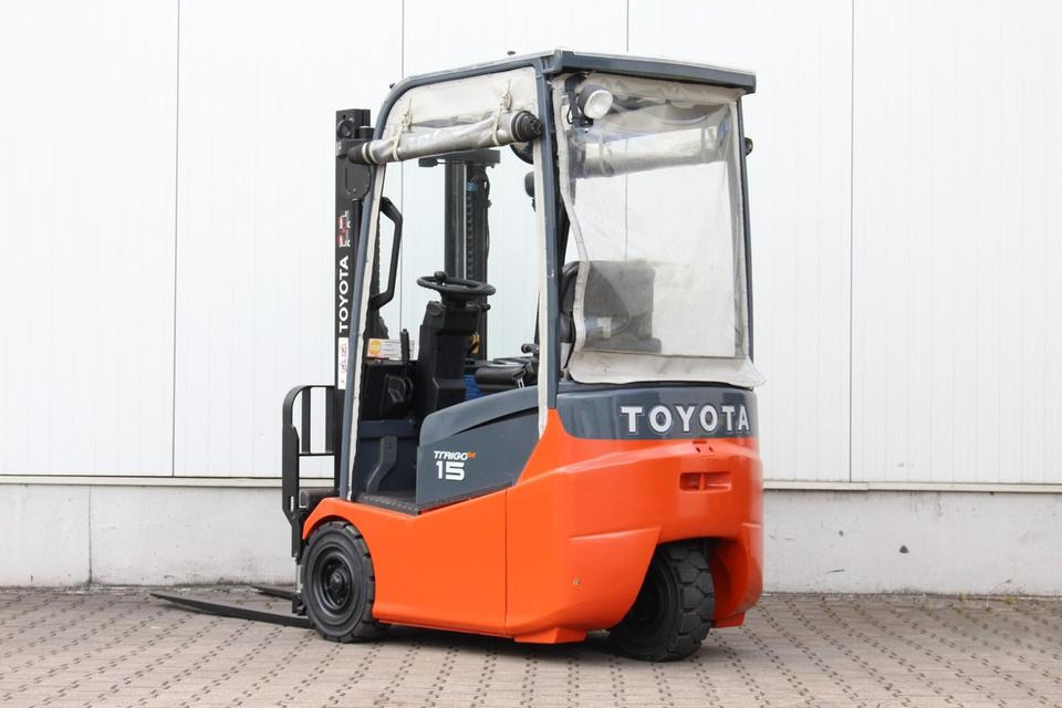 TOYOTA 7FBEST15 Zinkenverstellung - Electric forklift: picture 3 TOYOTA 7FBEST15 Zinkenverstellung - Electric forklift: picture 3
