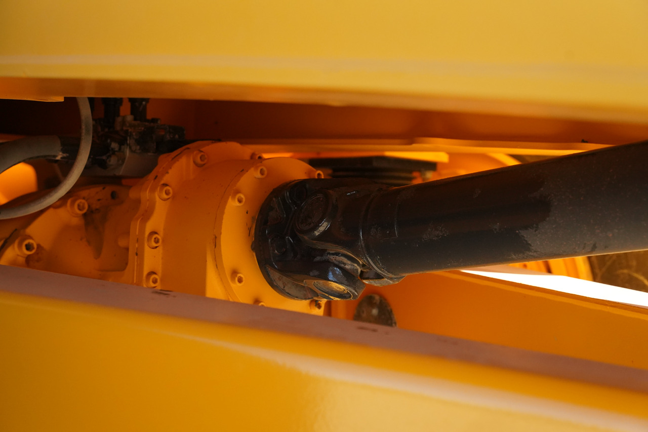 Articulated dumper Volvo A40G: picture 24