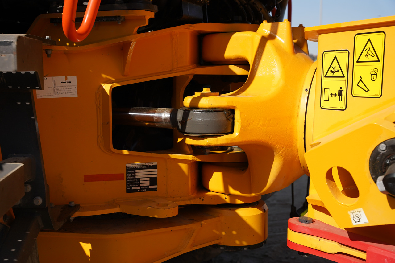 Articulated dumper Volvo A40G: picture 18