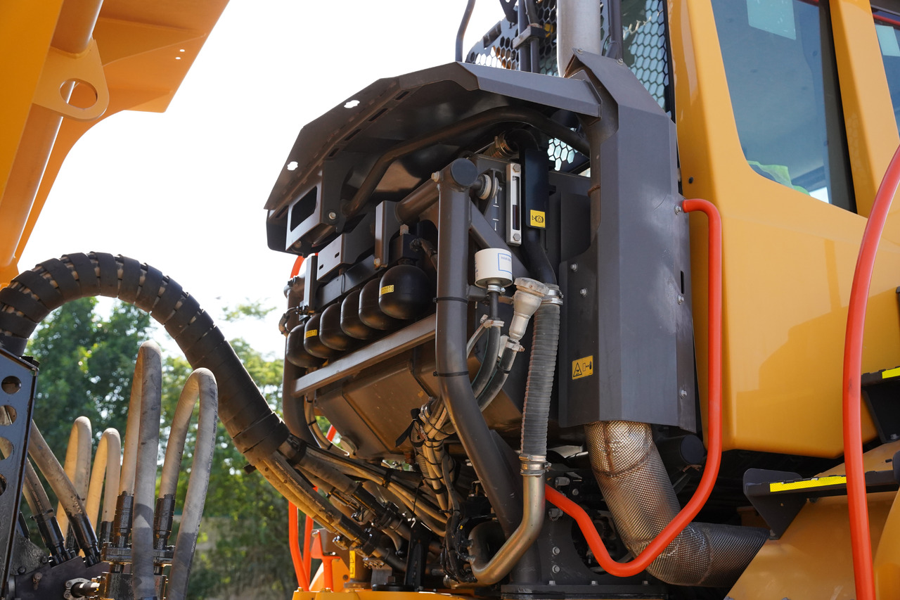 Articulated dumper Volvo A40G: picture 23