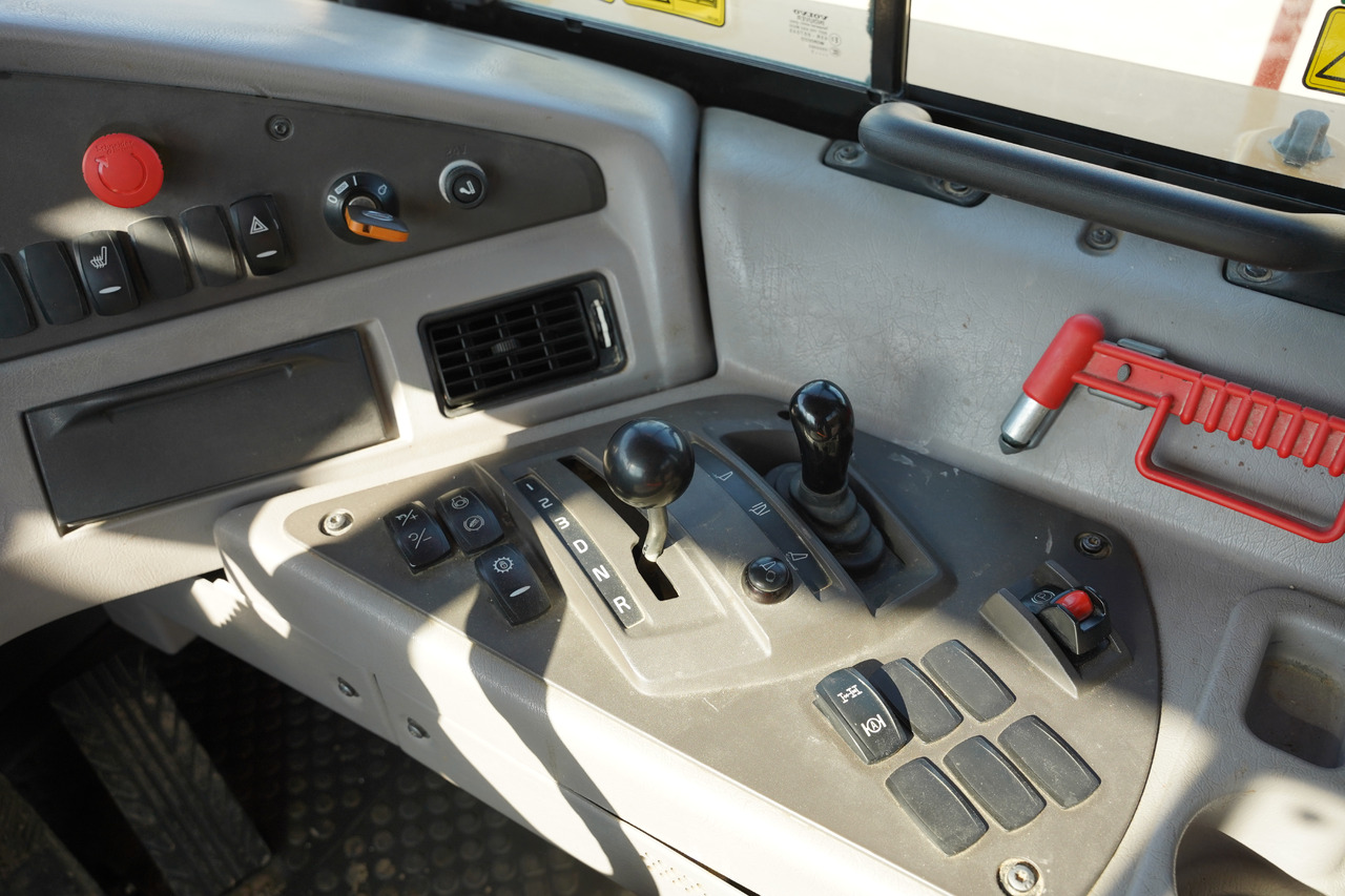 Articulated dumper Volvo A40G: picture 11