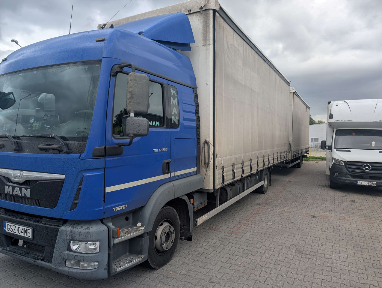MAN TGL x 3 (2*2014 + 1*2013) - Curtainsider truck: picture 1 MAN TGL x 3 (2*2014 + 1*2013) - Curtainsider truck: picture 1