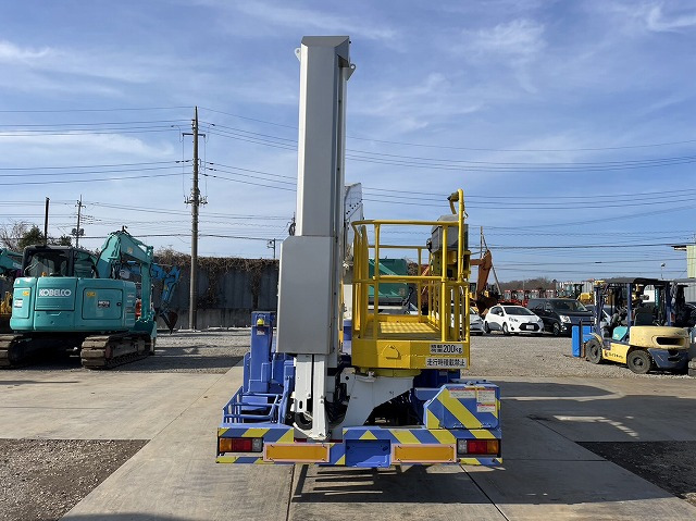 TADANO BT-110-1 - Truck mounted aerial platform: picture 4 TADANO BT-110-1 - Truck mounted aerial platform: picture 4