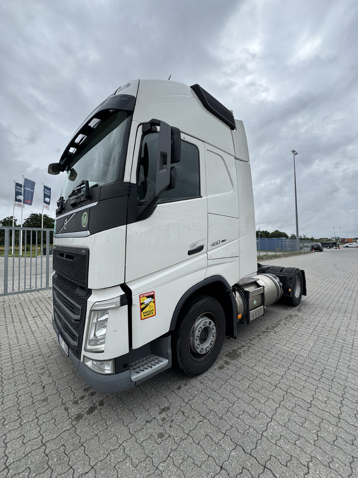 VOLVO DIESEL/LNG - Tractor unit: picture 4 VOLVO DIESEL/LNG - Tractor unit: picture 4