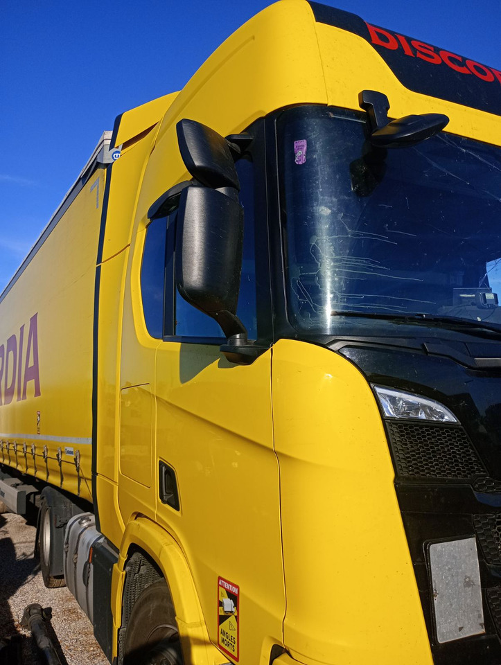 SCANIA R460 SUPER, Location: Villareal, Spain - Tractor unit: picture 1 SCANIA R460 SUPER, Location: Villareal, Spain - Tractor unit: picture 1