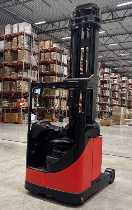 LINDE  - Reach truck: picture 3 LINDE  - Reach truck: picture 3