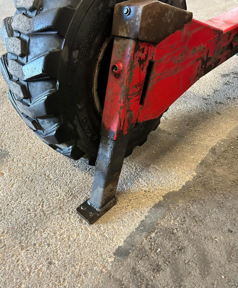 Truck mounted forklift Moffett M4-25.3 + Ausschubzinken + gr. Reifen + 3 mtr. + Turbo: picture 13