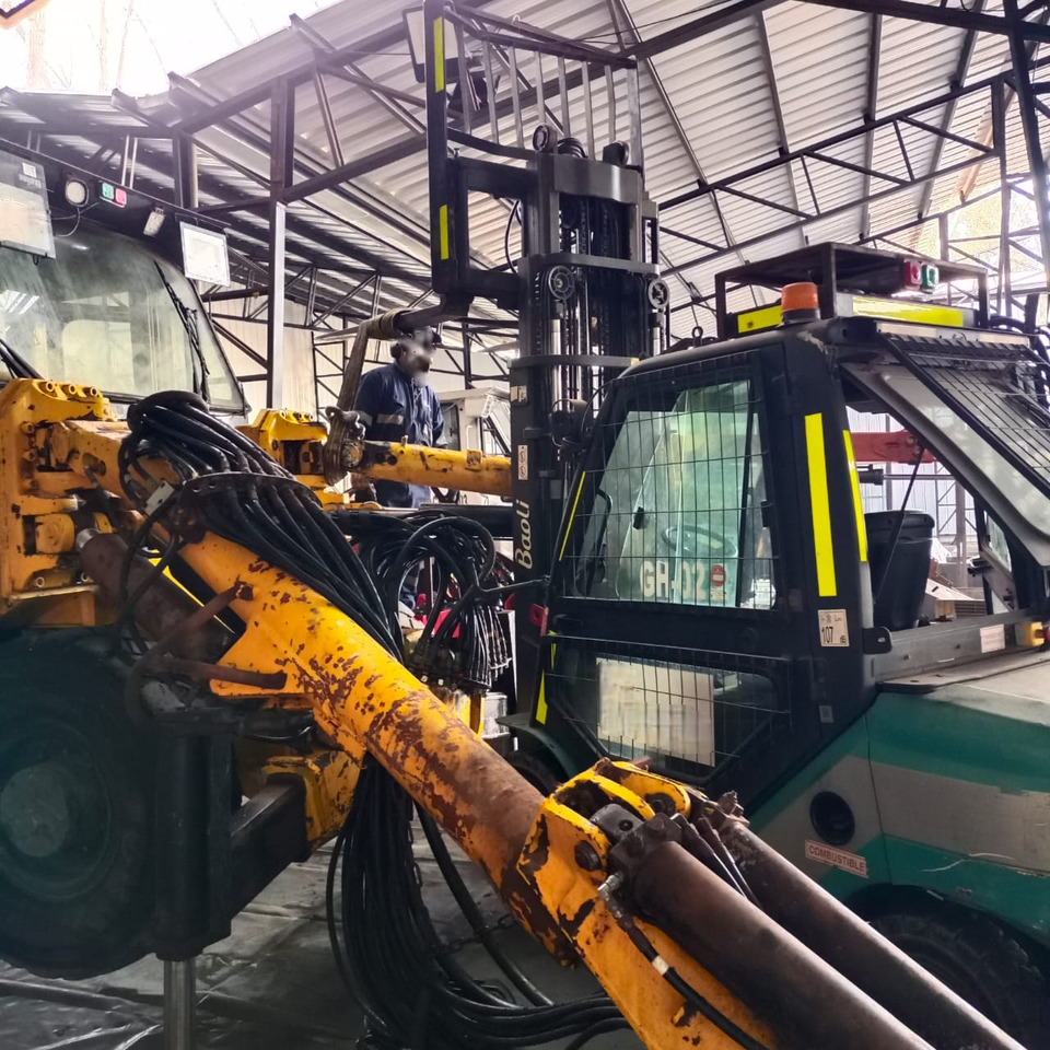 Mining machinery EPIROC BOOMER 282S: picture 12