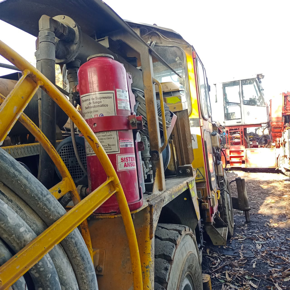 Mining machinery EPIROC BOOMER 282S: picture 16
