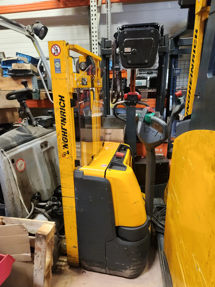 JUNGHEINRICH EJC110 250ZT - Stacker: picture 1 JUNGHEINRICH EJC110 250ZT - Stacker: picture 1