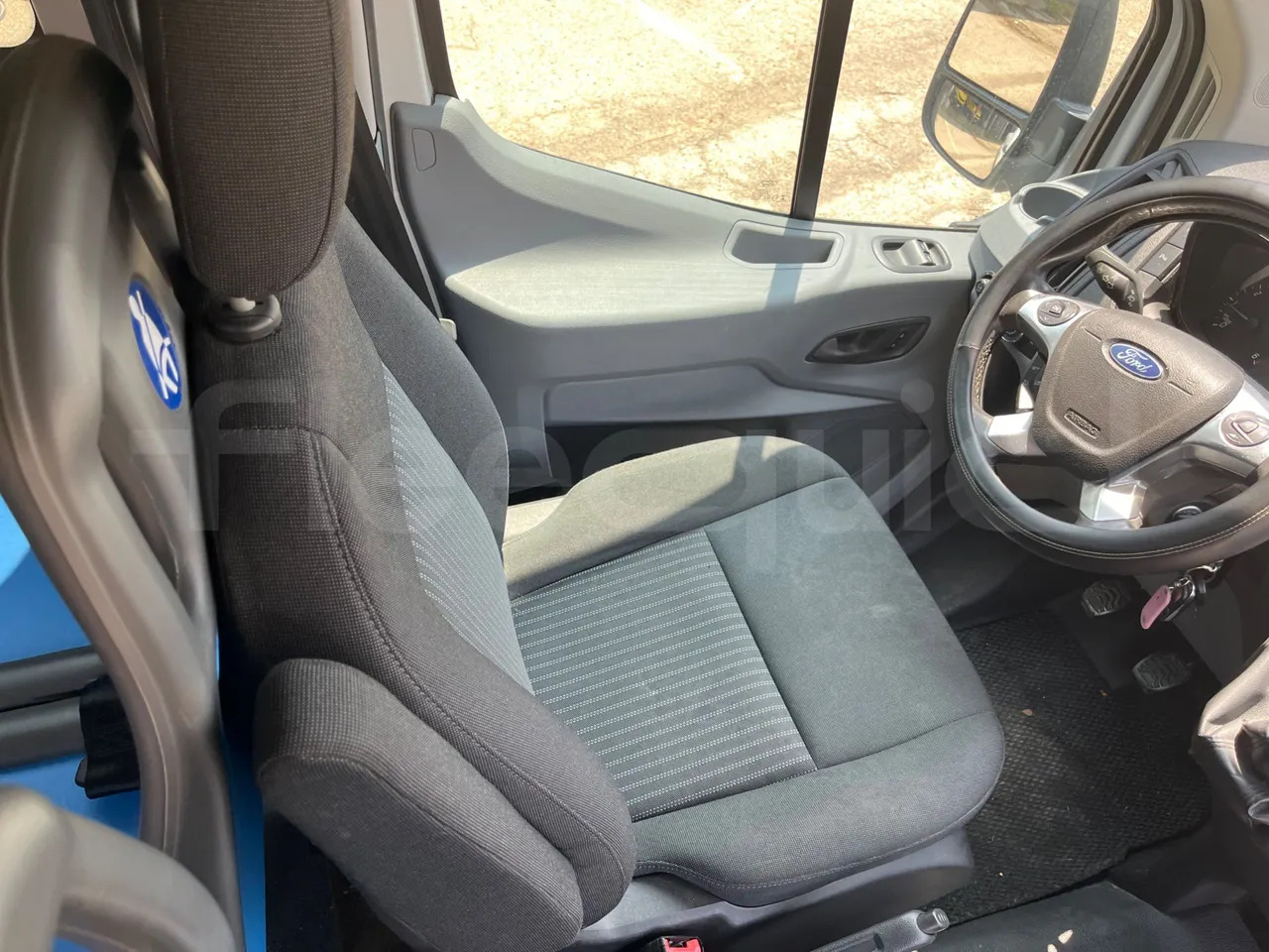 Minibus, Passenger van Ford Transit: picture 16