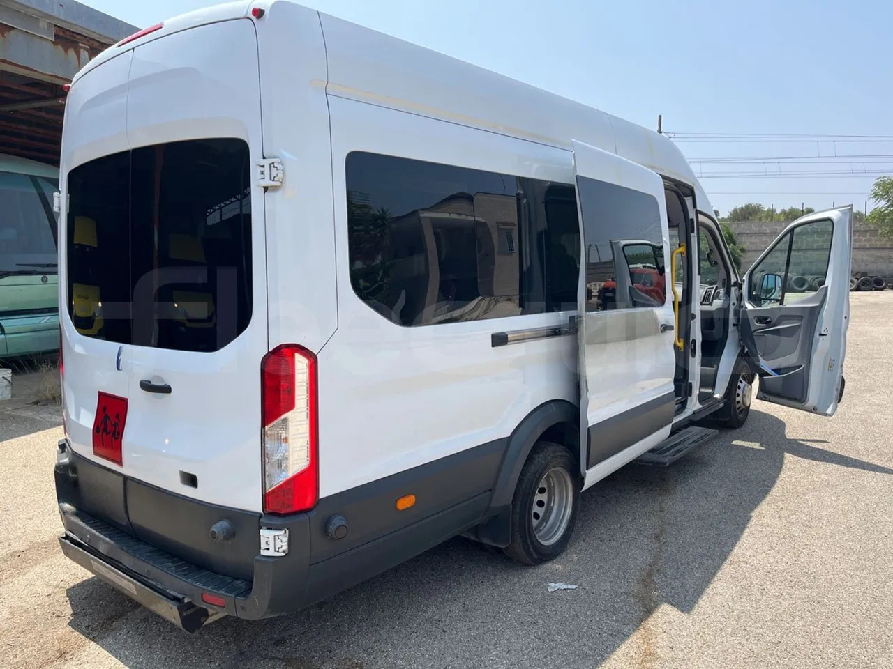 Minibus, Passenger van Ford Transit: picture 8