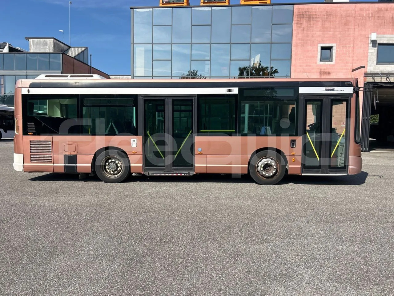 City bus Heuliez GX127: picture 11