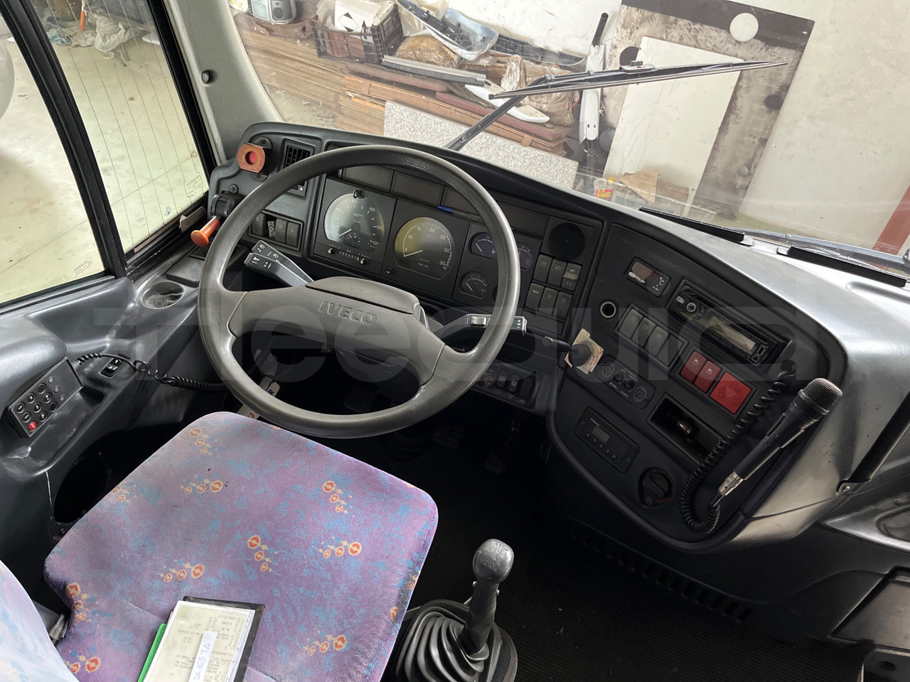 Iveco Eurocargo - Coach: picture 3 Iveco Eurocargo - Coach: picture 3