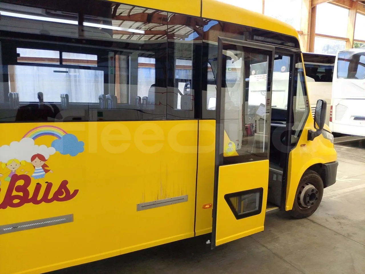 School bus Iveco Indcar: picture 12
