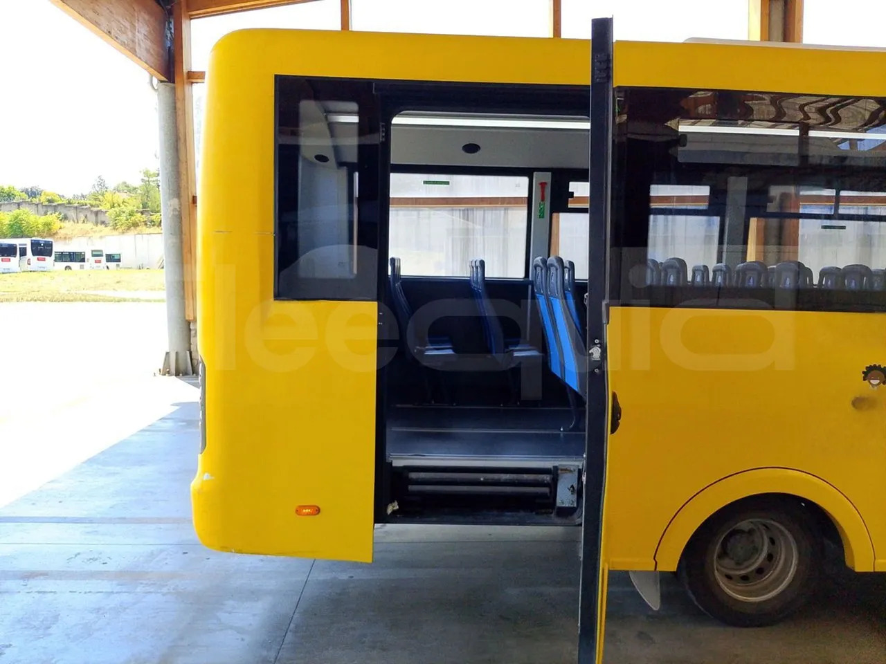 School bus Iveco Indcar: picture 11