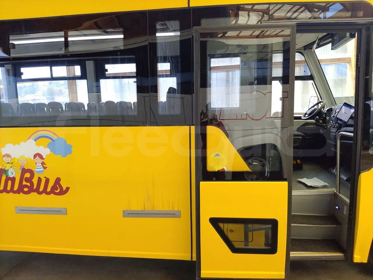 School bus Iveco Indcar: picture 10