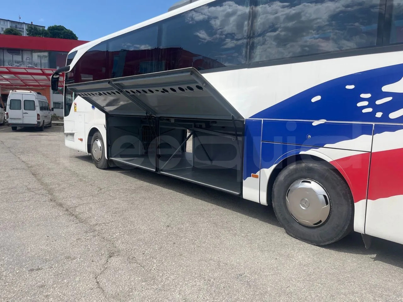 Mercedes-Benz Tourismo - Coach: picture 5 Mercedes-Benz Tourismo - Coach: picture 5