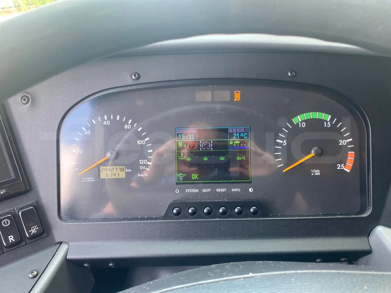 Mercedes-Benz Tourismo - Coach: picture 3 Mercedes-Benz Tourismo - Coach: picture 3