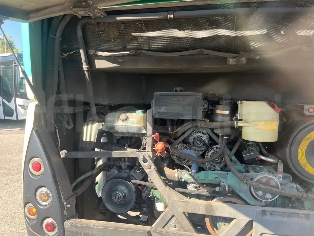 Volvo B12B - Coach: picture 5 Volvo B12B - Coach: picture 5