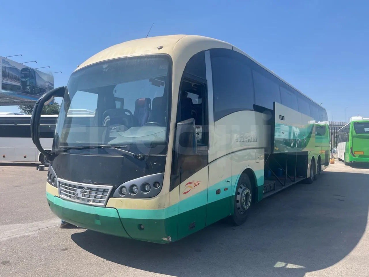 Volvo B12B - Coach: picture 4 Volvo B12B - Coach: picture 4
