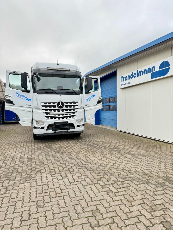 Mercedes Arocs 3358 L 6x4 Radstand 4500 Arocs 3358 L 6x4 Blatt-Luft Gefedert - Timber truck: picture 4 Mercedes Arocs 3358 L 6x4 Radstand 4500 Arocs 3358 L 6x4 Blatt-Luft Gefedert - Timber truck: picture 4