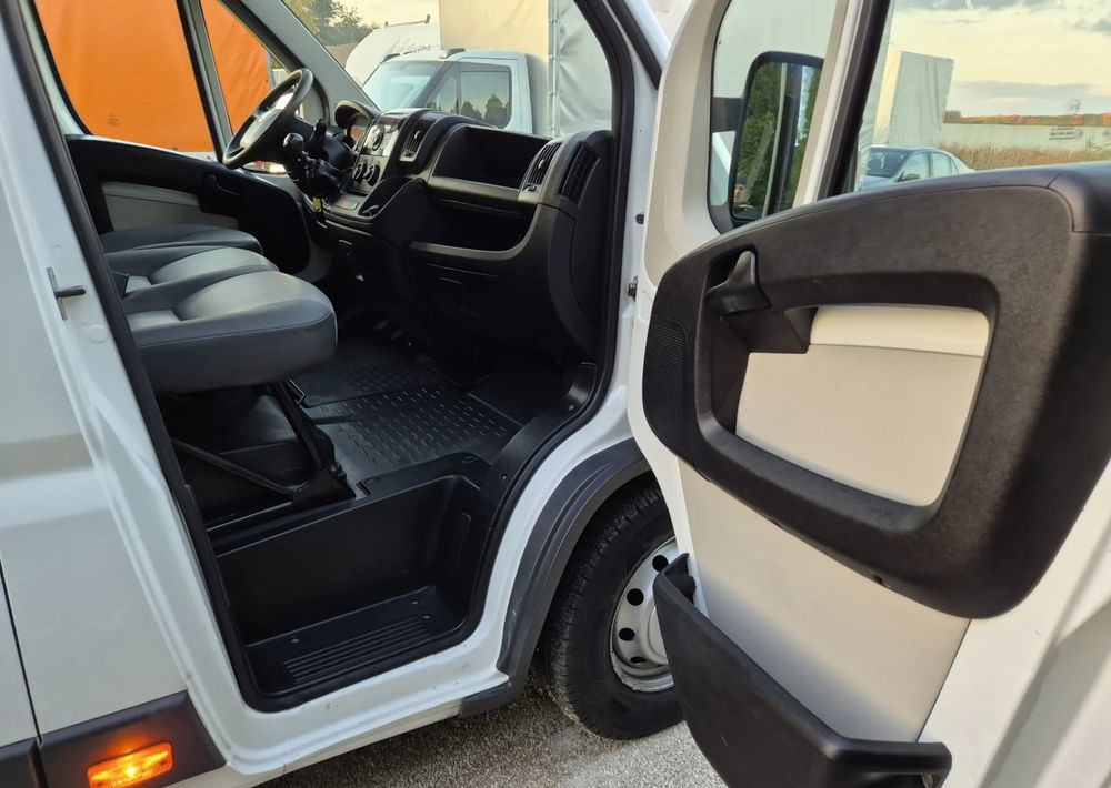 Fiat DUCATO 2.3 150KM / - Combi van: picture 5 Fiat DUCATO 2.3 150KM / - Combi van: picture 5