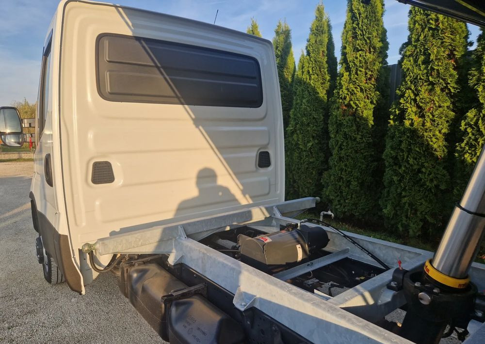 Iveco 35c15 3.0 - Tipper van: picture 5 Iveco 35c15 3.0 - Tipper van: picture 5