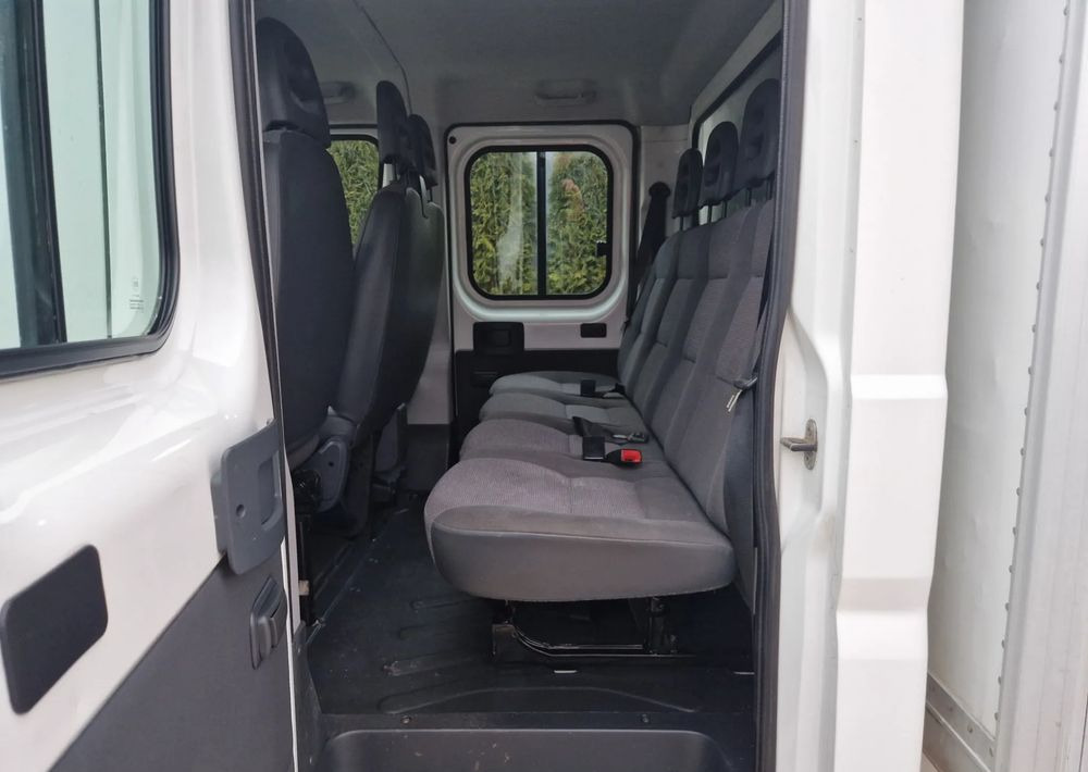 Combi van Peugeot Boxer 3.0 160KM Brygadówka: picture 10 Combi van Peugeot Boxer 3.0 160KM Brygadówka: picture 10