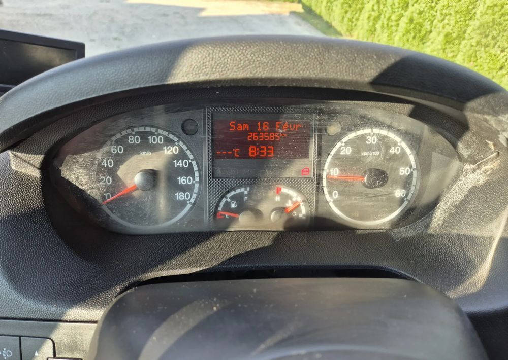 Leasing of Peugeot Boxer 3.0 180KM Peugeot Boxer 3.0 180KM: picture 9 Leasing of Peugeot Boxer 3.0 180KM Peugeot Boxer 3.0 180KM: picture 9