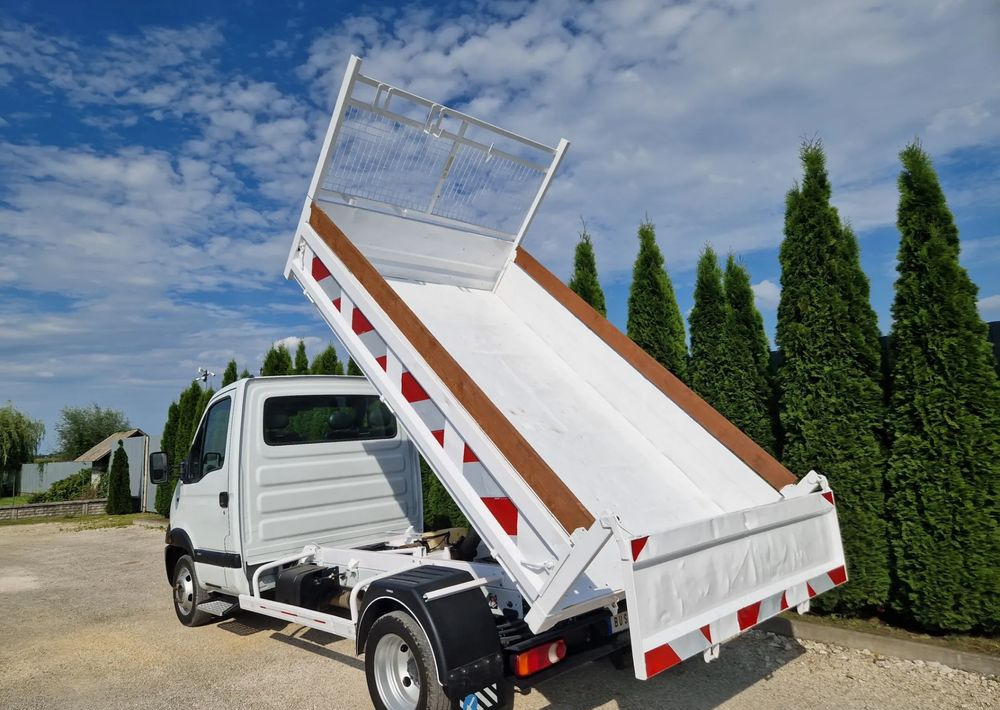 Renault Mascott 3.0 DXI - Tipper van: picture 3 Renault Mascott 3.0 DXI - Tipper van: picture 3