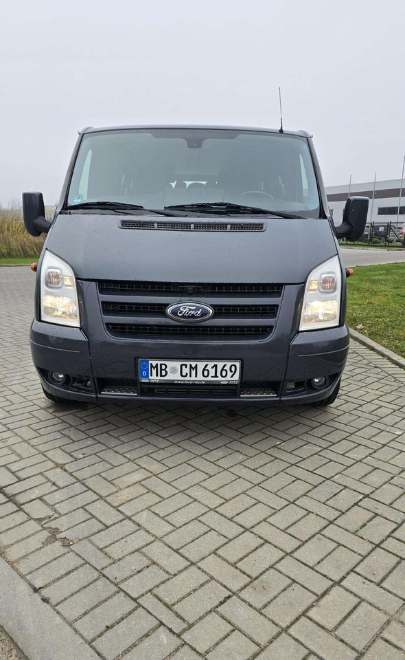 Minibus, Passenger van Ford Transit: picture 1