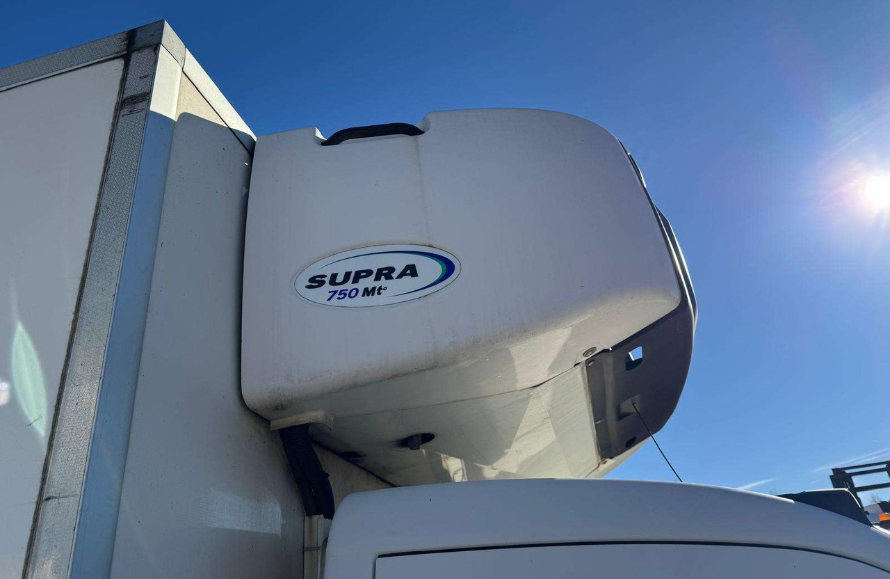 Volkswagen Crafter - Refrigerator truck: picture 5 Volkswagen Crafter - Refrigerator truck: picture 5