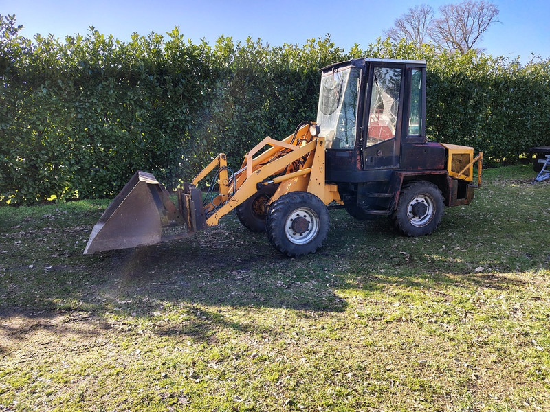 Paus Shovel - Wheel loader: picture 1 Paus Shovel - Wheel loader: picture 1