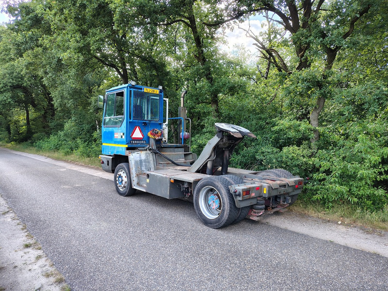 Terberg Yt180 - Terminal tractor: picture 3 Terberg Yt180 - Terminal tractor: picture 3